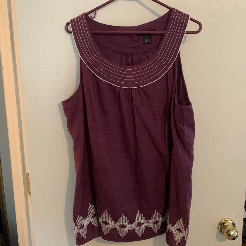 Style & Co Linen Sleeveless Linen Top. Size 16